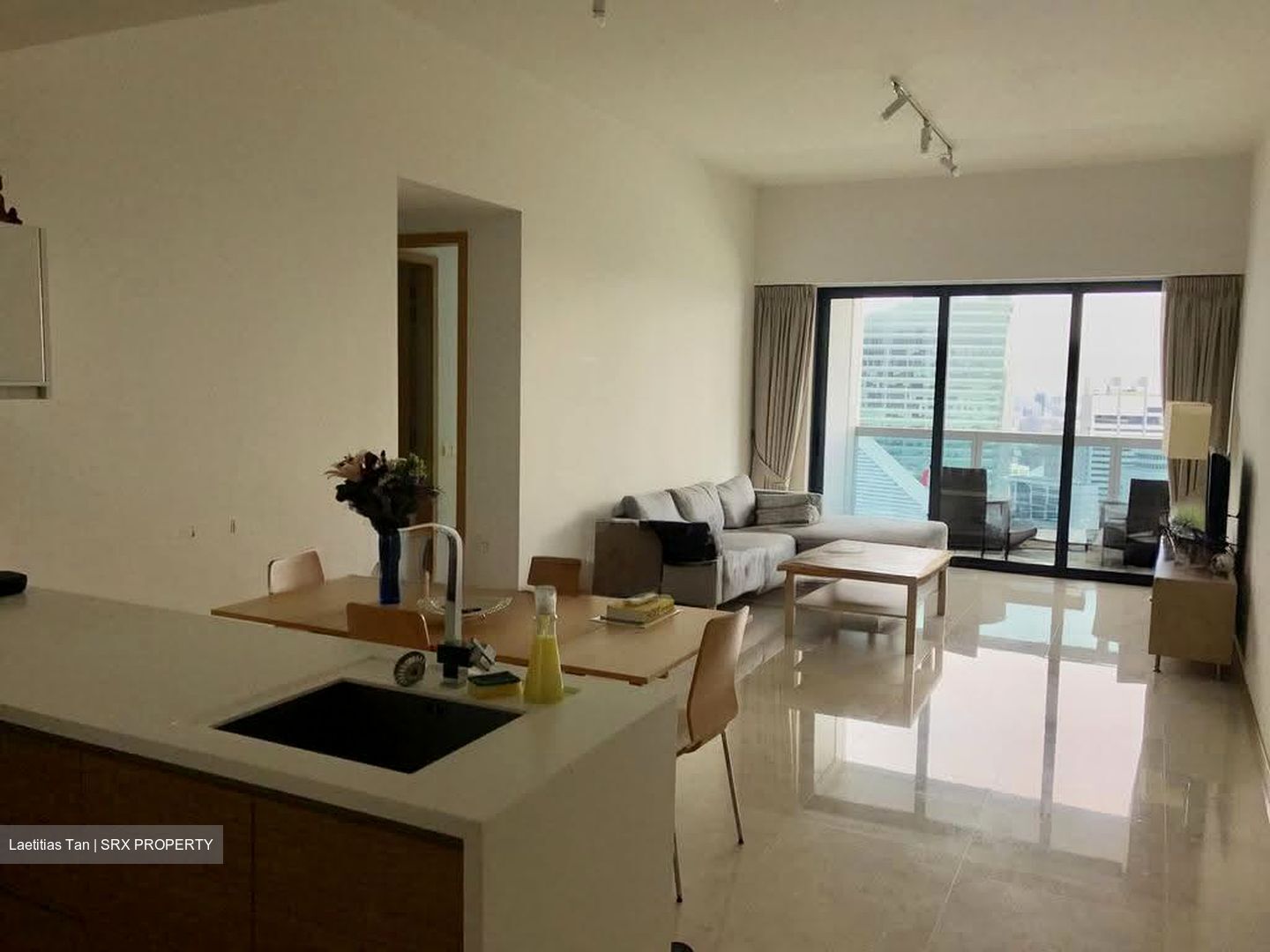 Marina Bay Residences (D1), Condominium #633311201